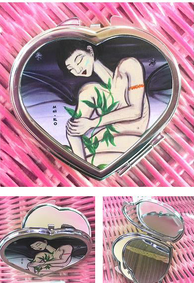 Compact Heart Shaped Mirror